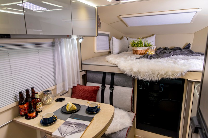 自由炮 房車(chē)如何擴(kuò)展空間更舒適