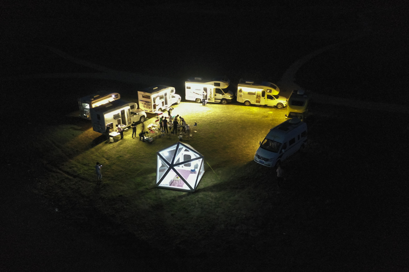 房車旅行的誘惑，你還有多久到達