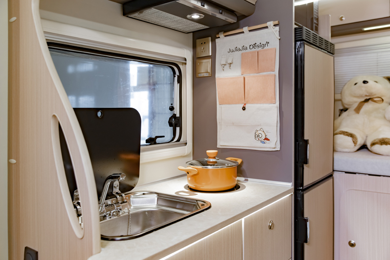 夏季，房車減少“高溫病”，這么做