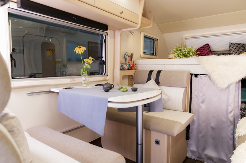 多款四驅房車,你看中哪個? 多款四驅房車,你看中哪個?