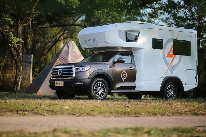 這款房車的動(dòng)力和性能您覺得如何？