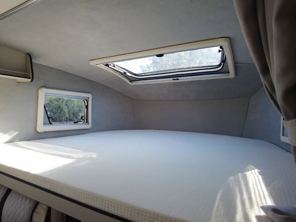 疫情之下，我們?yōu)槭裁催x擇房車(chē)出行？