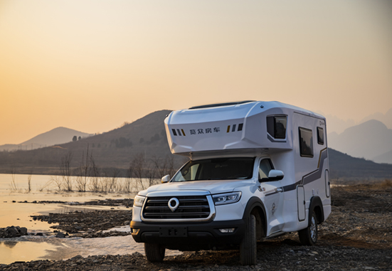 3月，北京房車(chē)展，看長(zhǎng)城炮房車(chē)