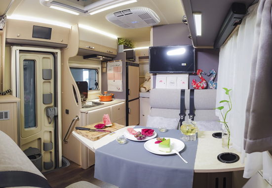 多款四驅(qū)房車，你看中哪個？